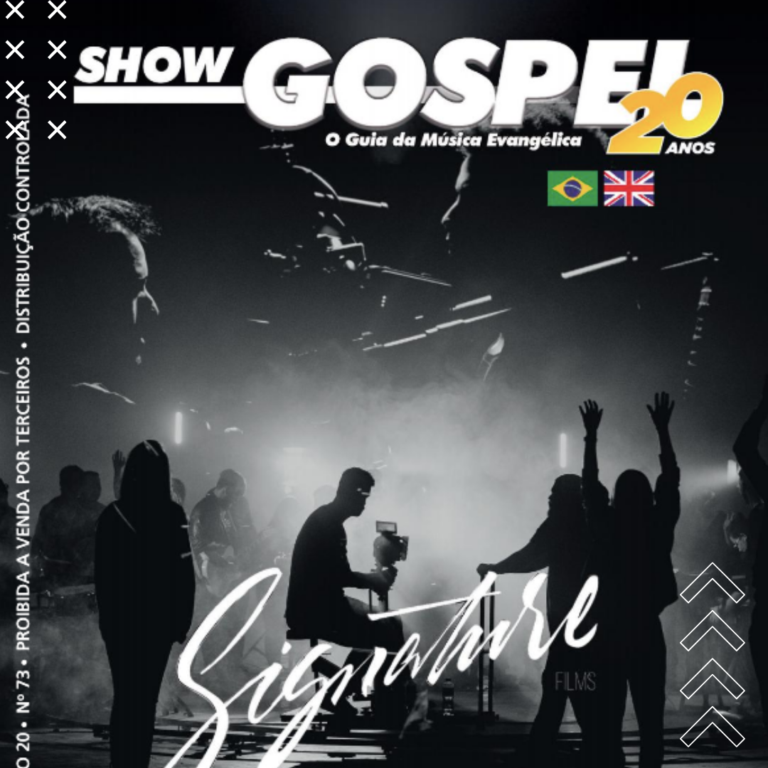 Revista Show Gospel de 20 anos com capa preta e imagem da equipe de filmagem Signature
